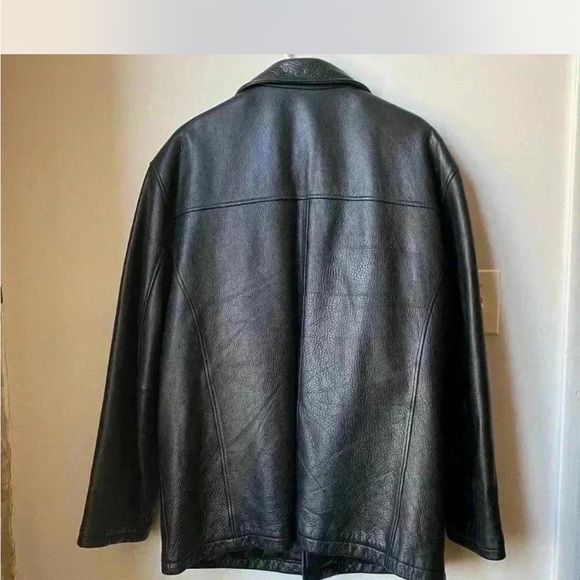 Men's Black Leather Jacket - Picture 5 of 8